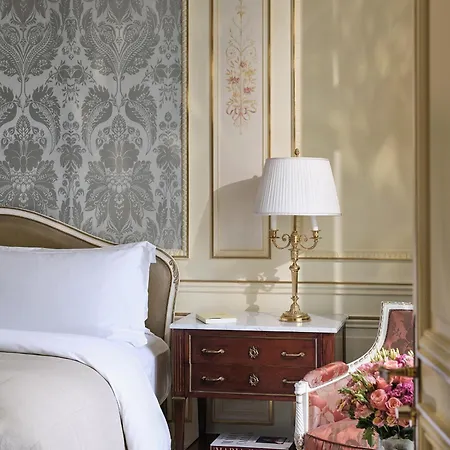 Le Meurice - Dorchester Collection Отель Париж