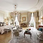 ホテル Le Meurice - Dorchester Collection