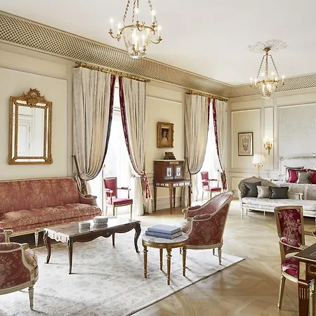 Отель Le Meurice - Dorchester Collection