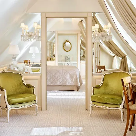 فندق Le Meurice - Dorchester Collection 5*